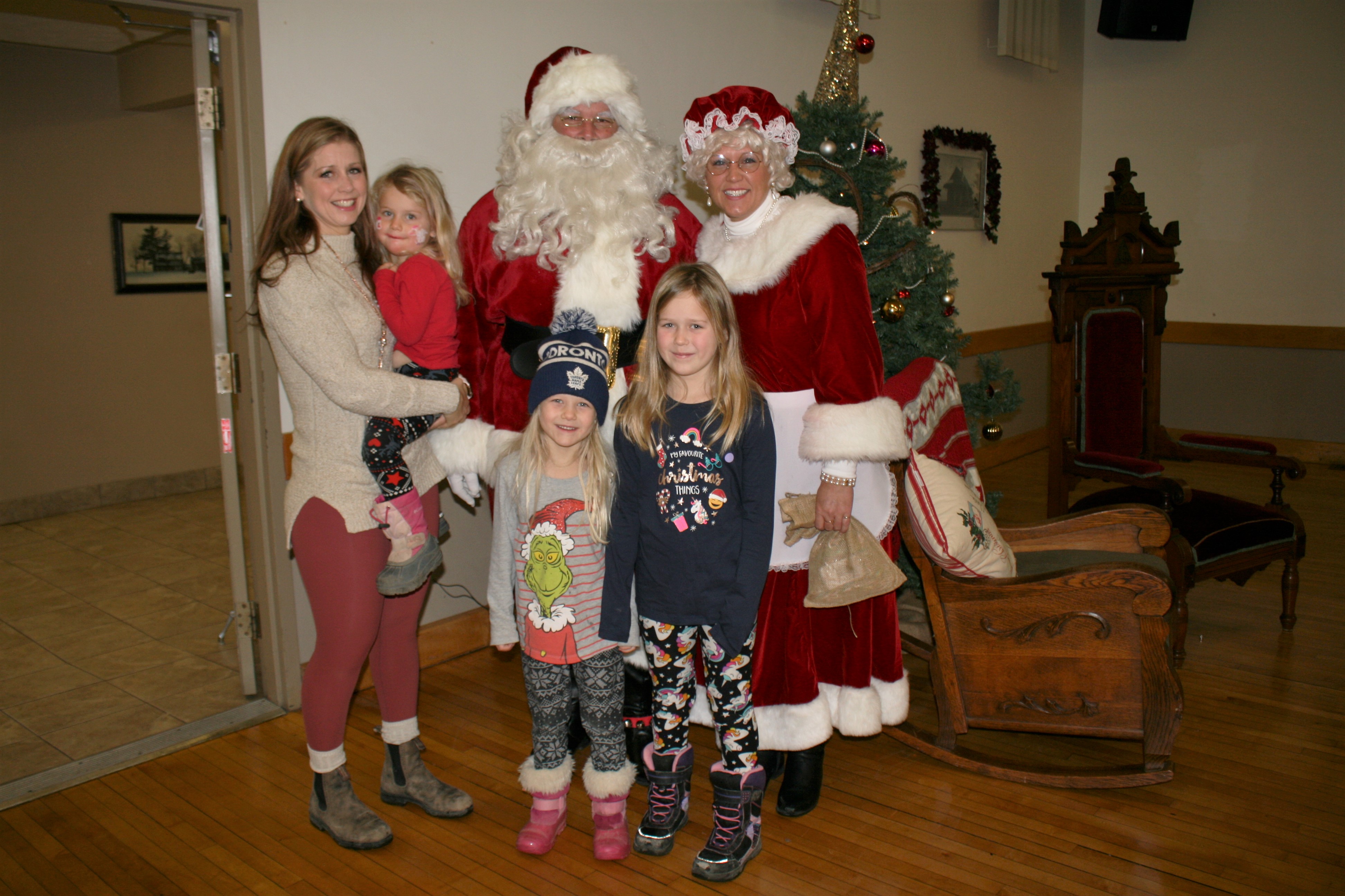 Featured image for Jarvis children enjoy Breakfast with Santa