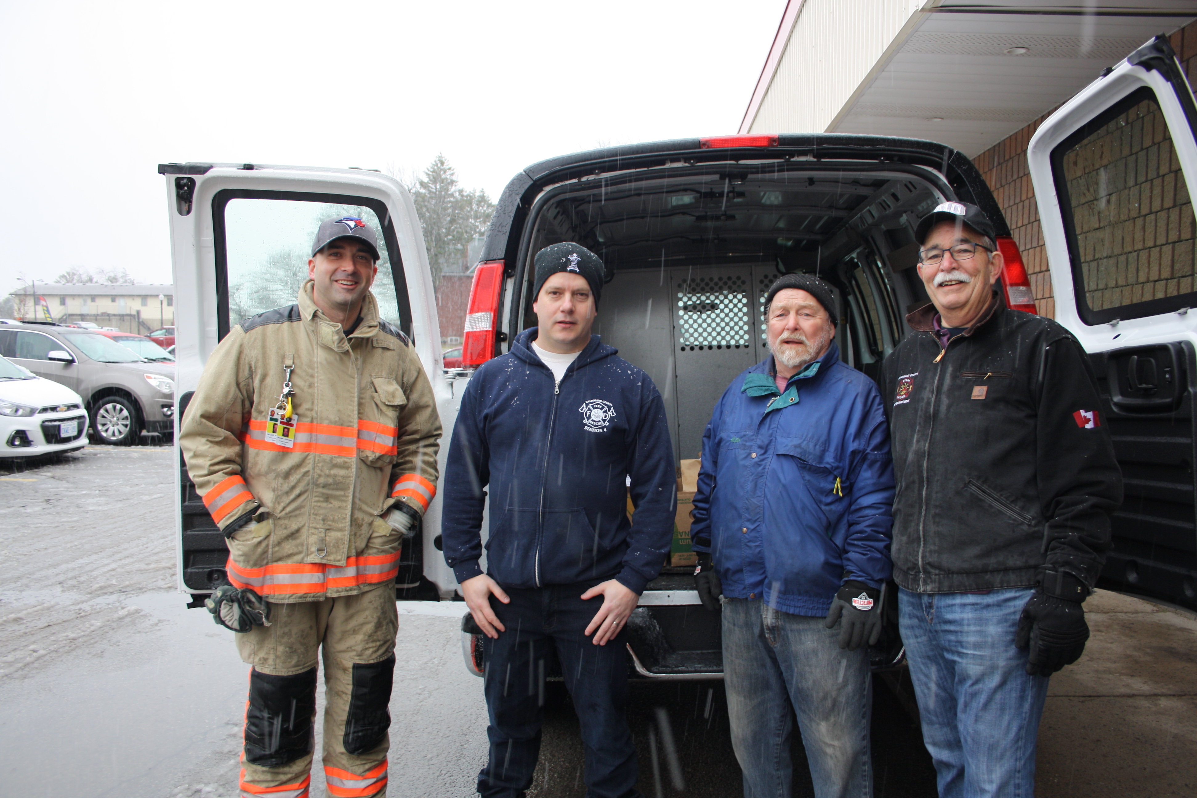 Featured image for Cayuga service clubs collect donations for food bank