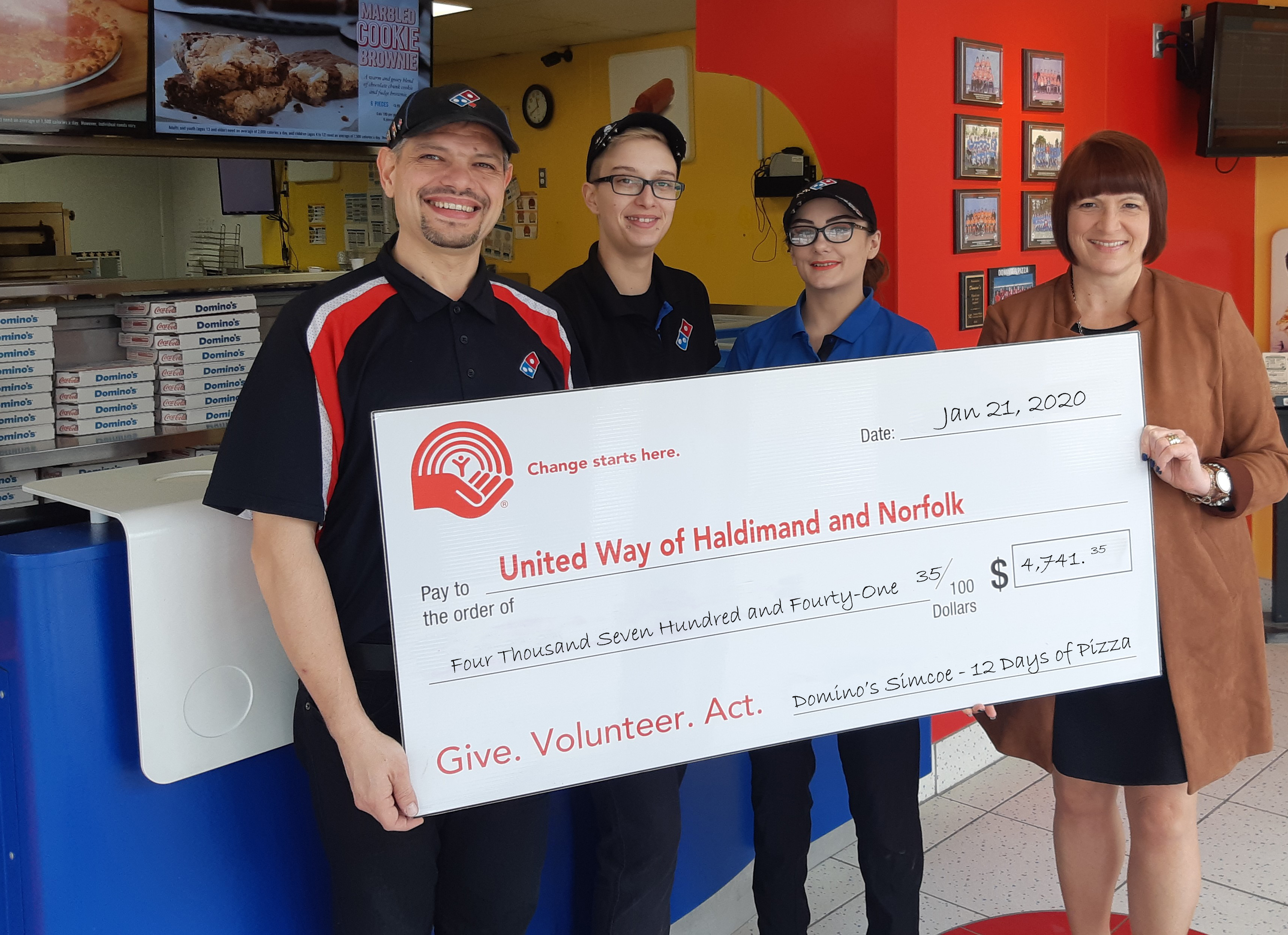 Featured image for Domino’s Pizza Simcoe gives back to local causes with pizza fundraiser