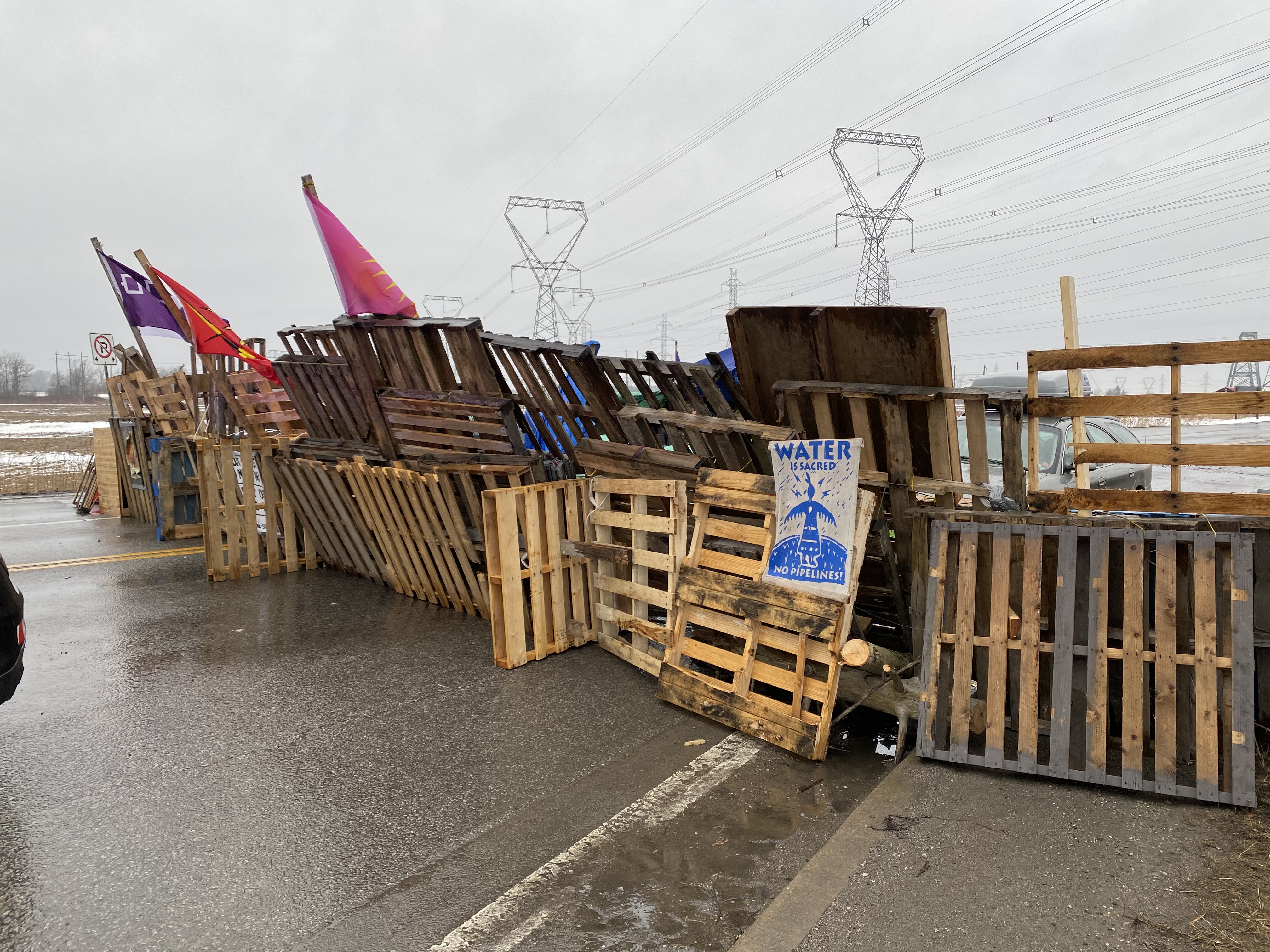 Featured image for Caledonia blockade remains up