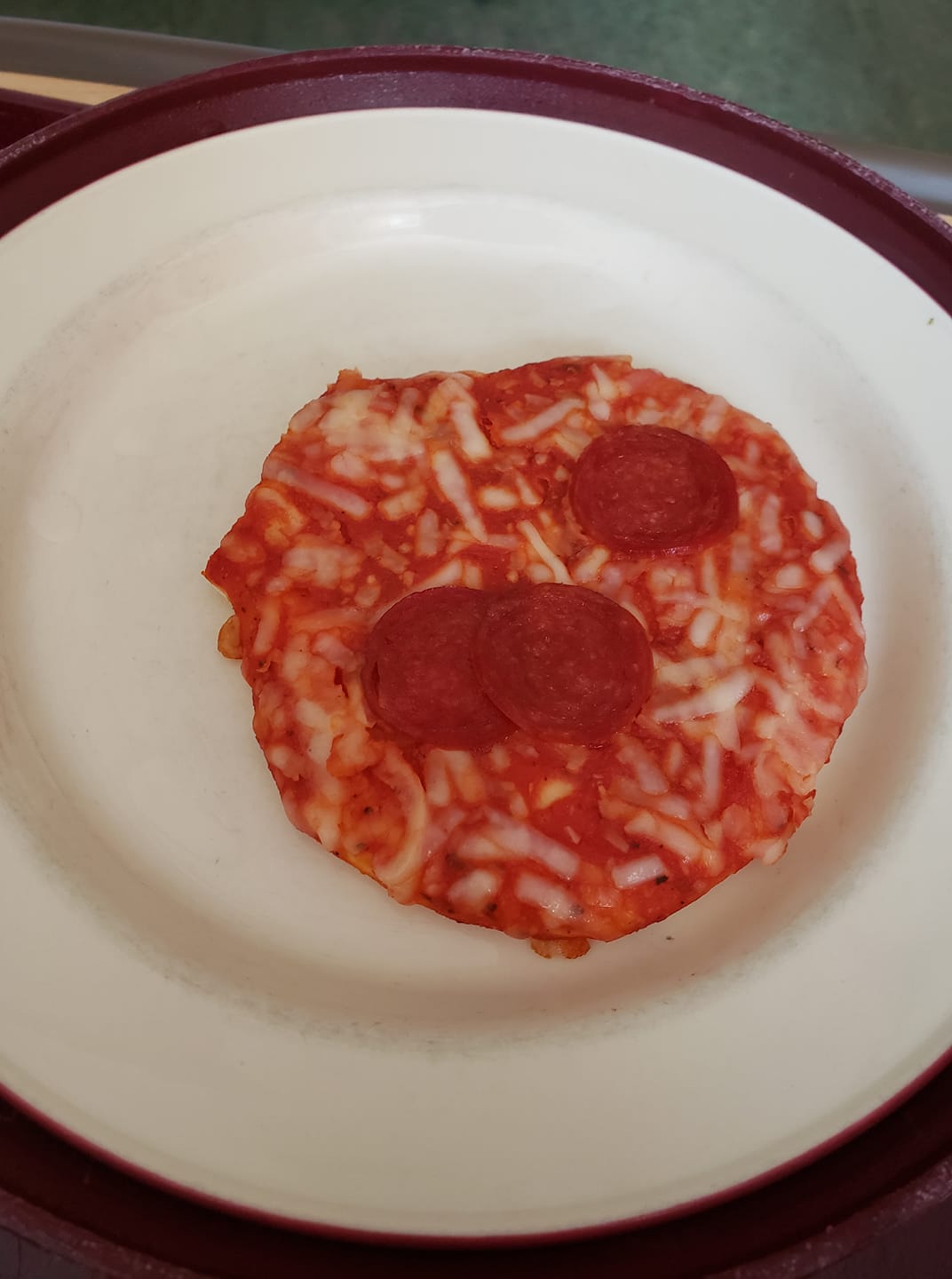 Featured image for Food complaint from HWMH goes viral on Facebook