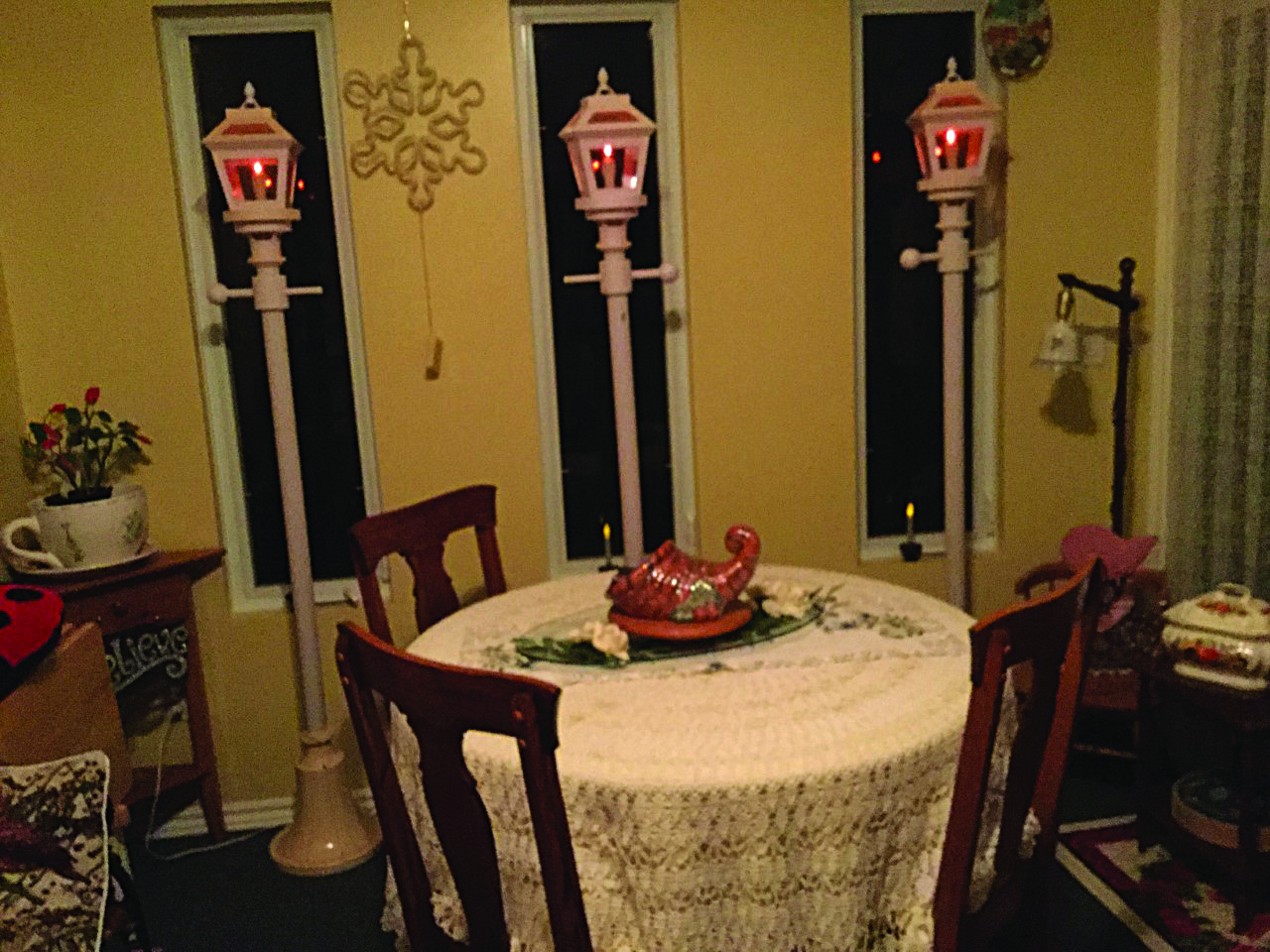 Featured image for Continuously-lit lamps signify ‘never giving up’