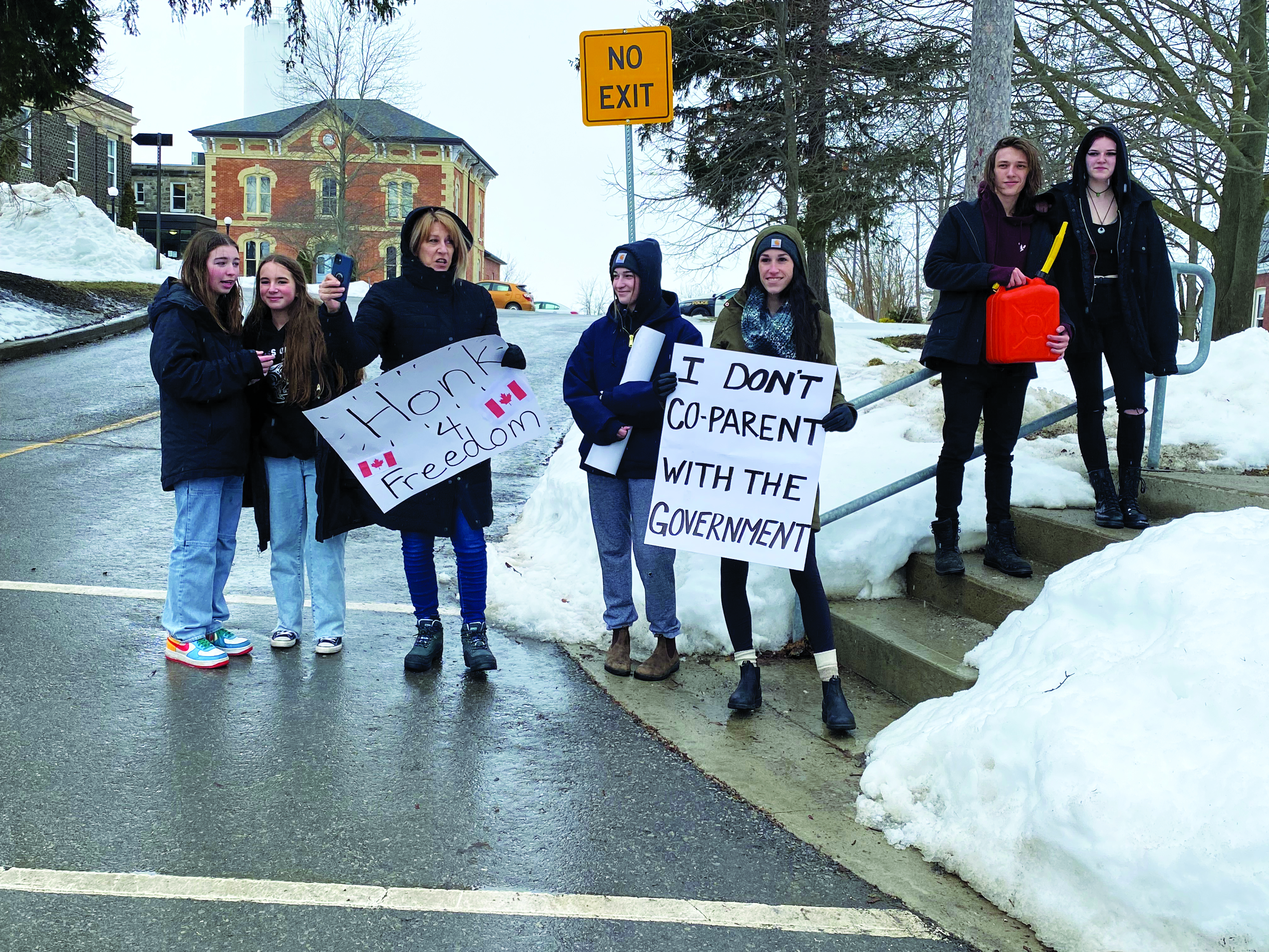 Featured image for Students walk out to oppose restrictions, mandates