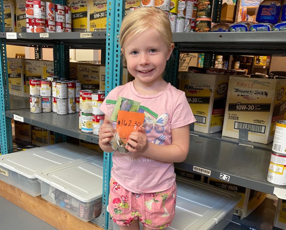 Featured image for 4-year-old supports food bank