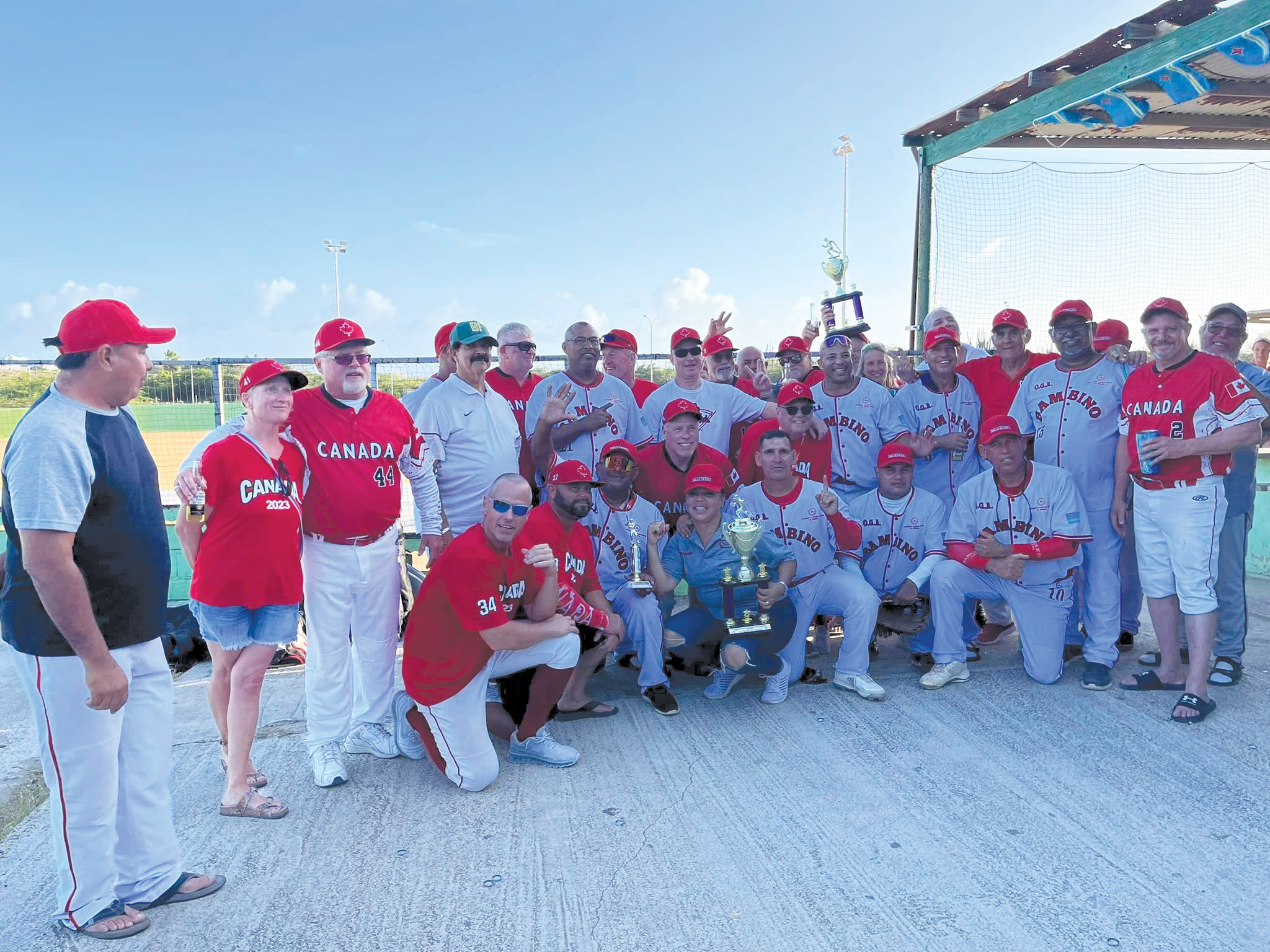 Featured image for Hagersville’s Tim Richardson and Team Canada nearly take championship in annual Aruban fastball tourney