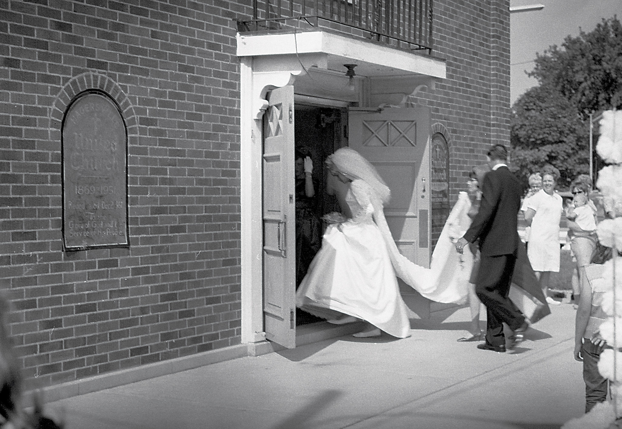 Featured image for Wedding photos travel 7,000 km and back again