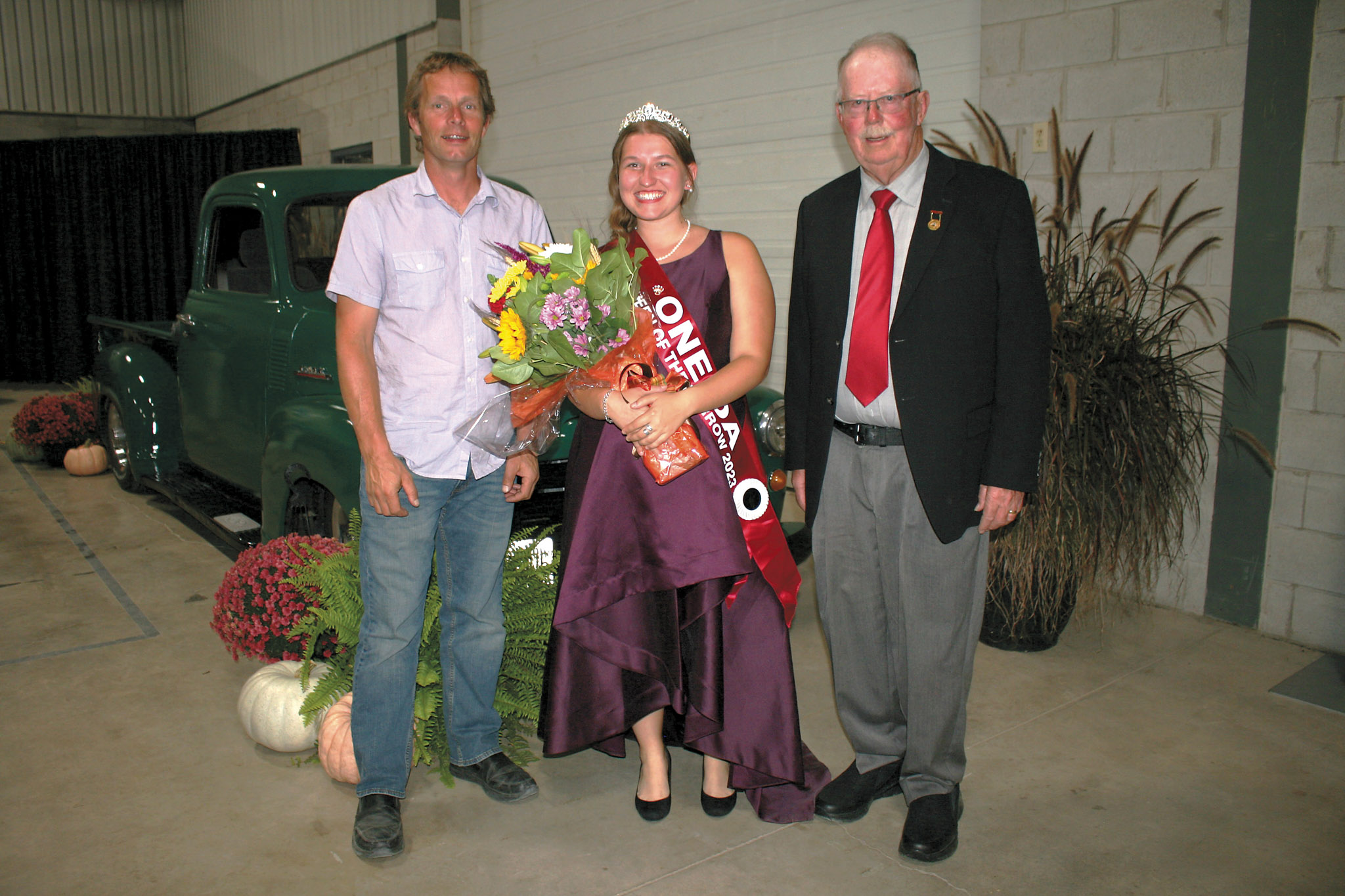 Featured image for Oneida Queen of the Furrow first runner-up in Ontario