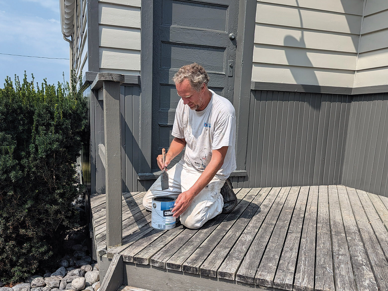 Featured image for Fresh coat of paint for Caledonia train station