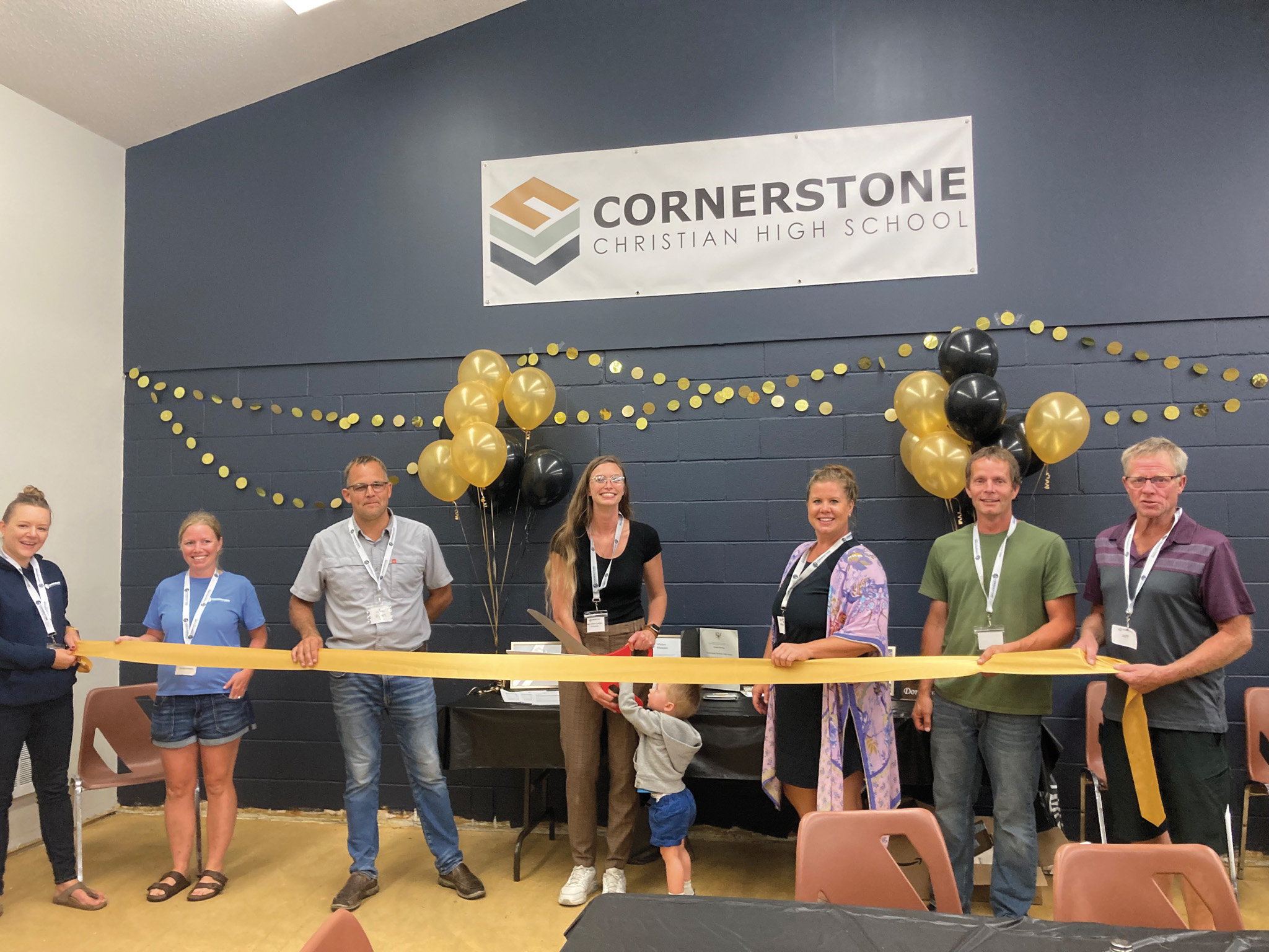 Featured image for New Hagersville high school welcomes students, families