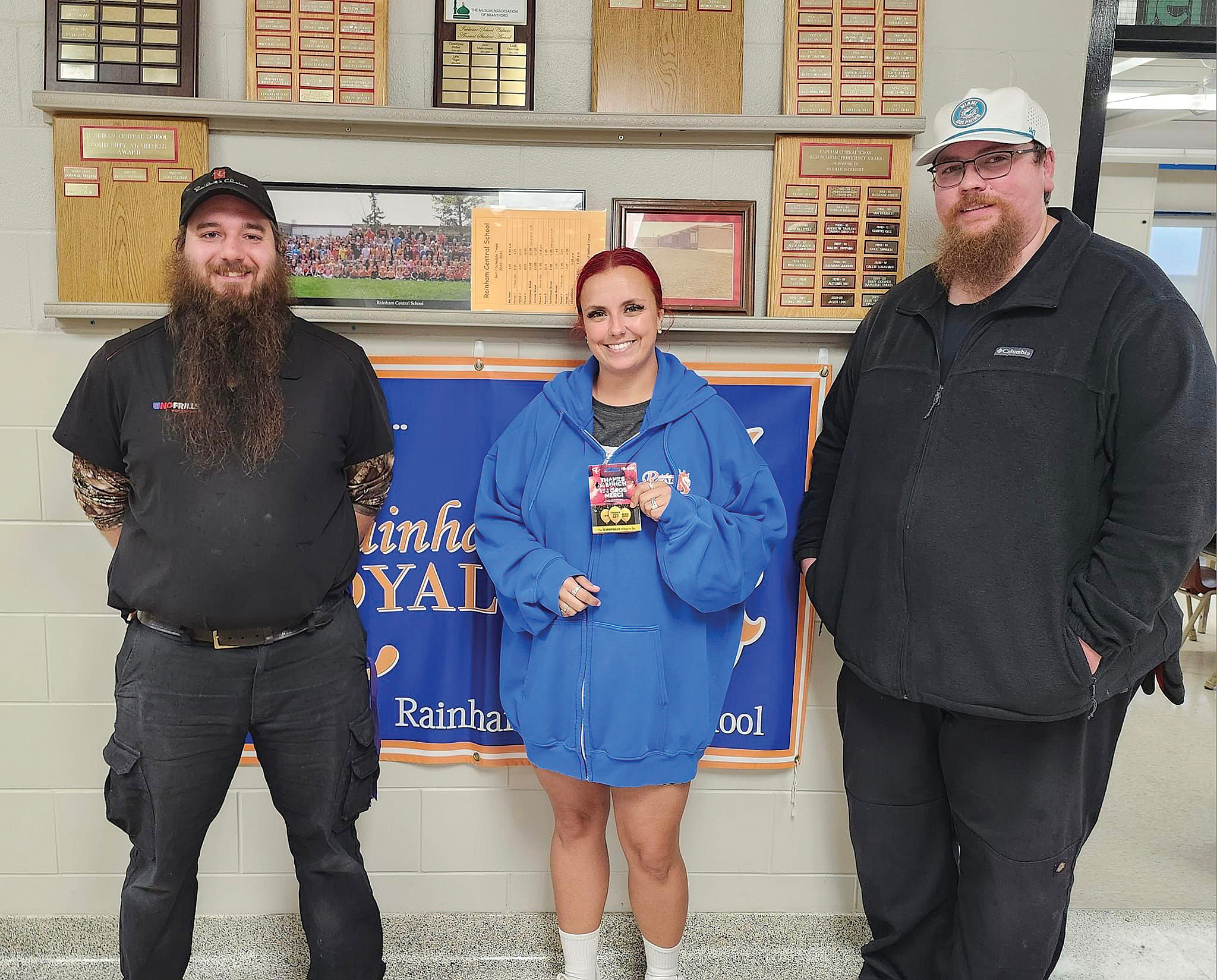 Featured image for Ron’s No Frills donates $250 gift cards to seven local schools