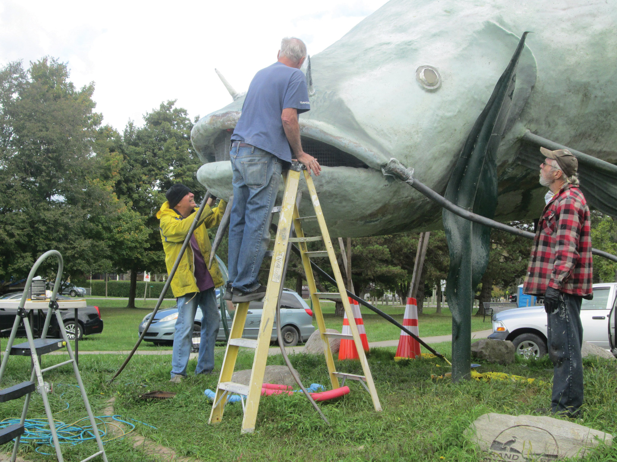 Featured image for Muddy restoration underway with help from volunteers
