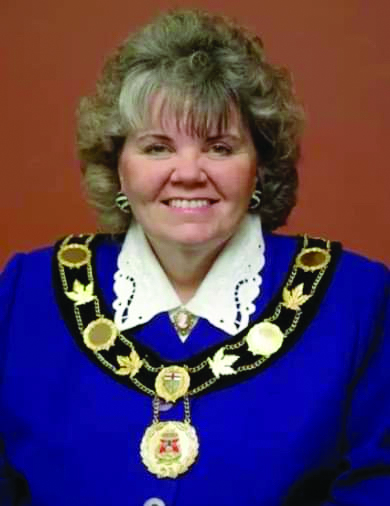 Featured image for TRAINER, Marie Elaine
