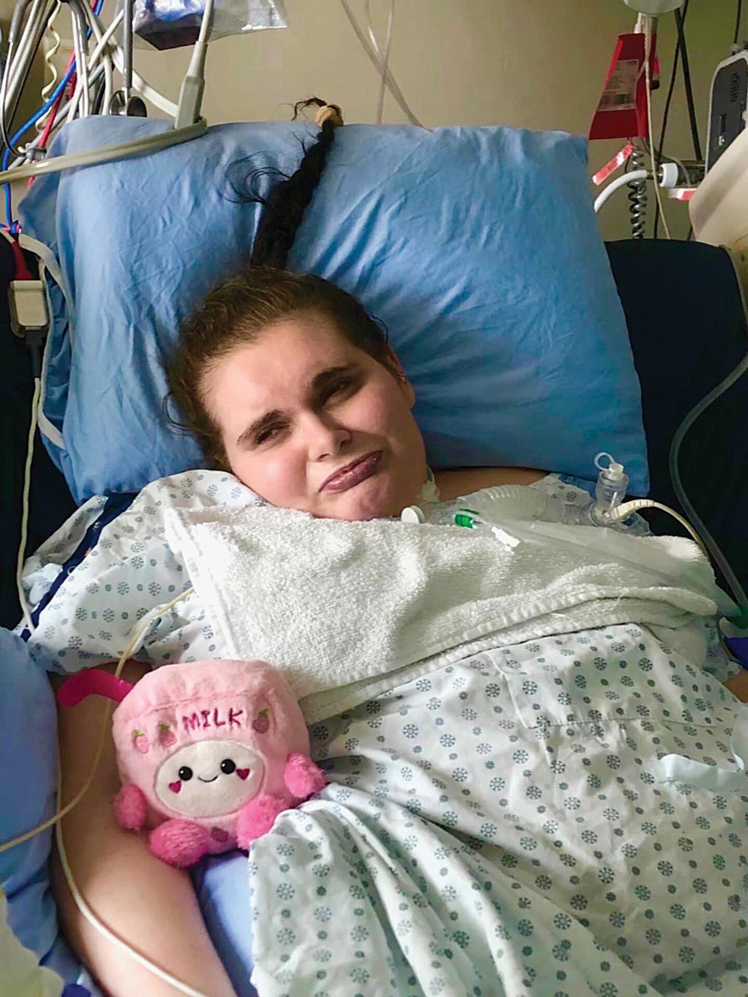 Featured image for Family of Hope Bartlett fundraising to support care after shooting