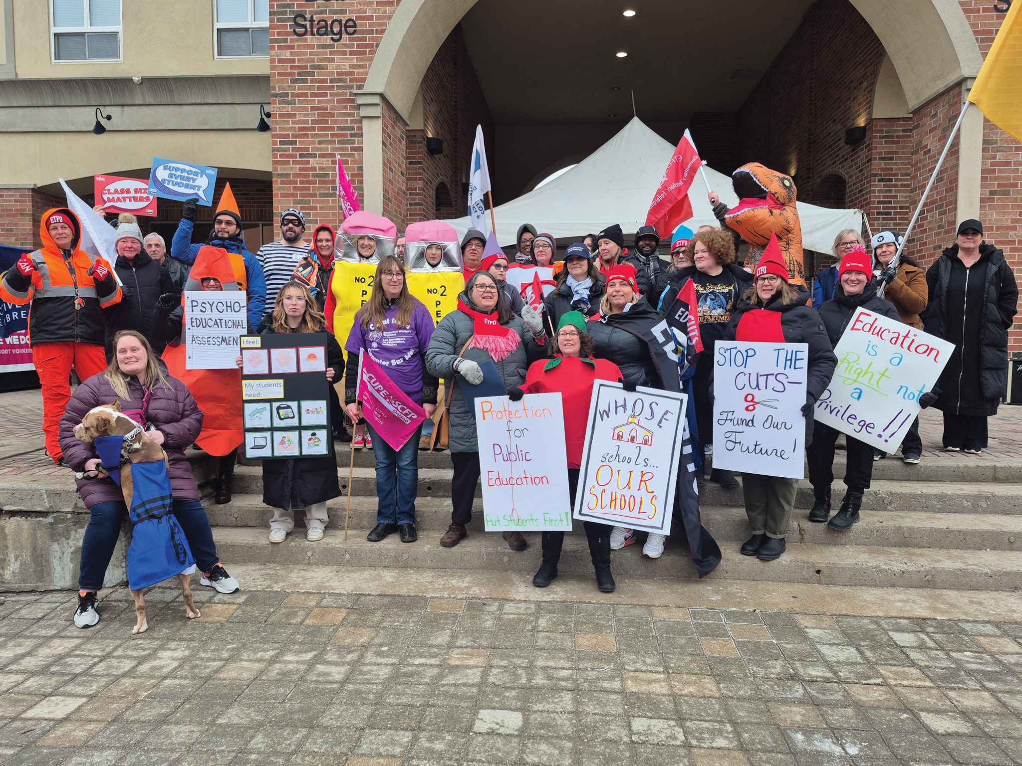 Featured image for Grand Erie education workers rally to bring Education Minister to bargaining table before next school year