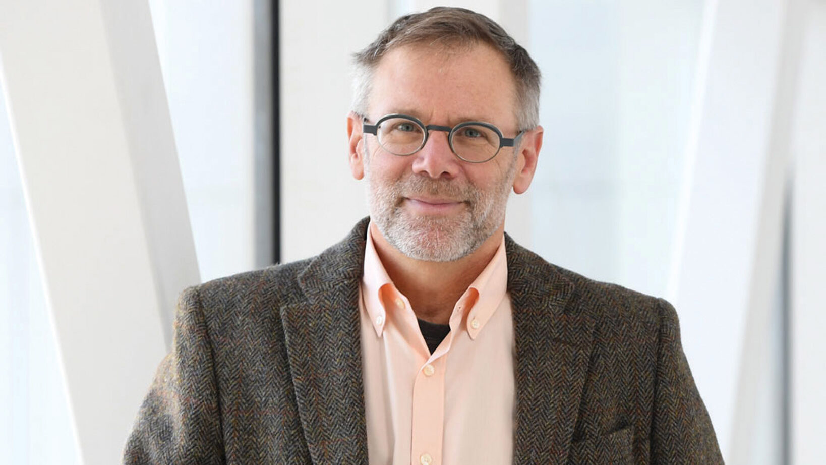 Featured image for Resilience expert urges community approach to youth drug prevention